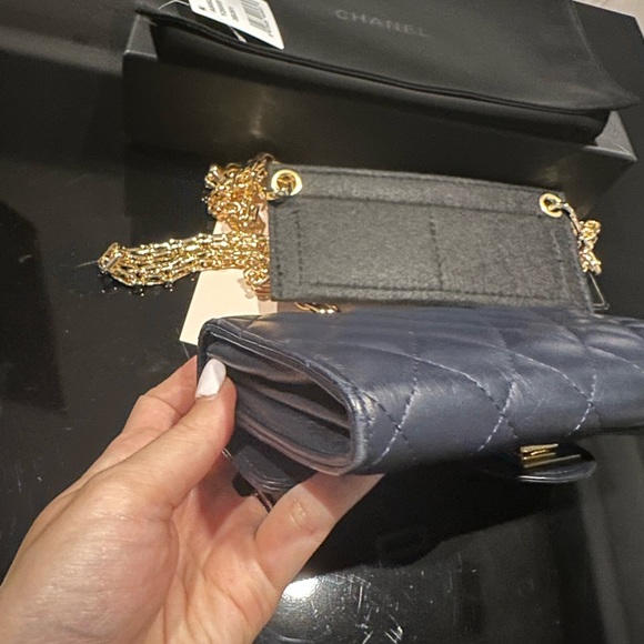 Chanel reissue wallet - Picture 6 of 9